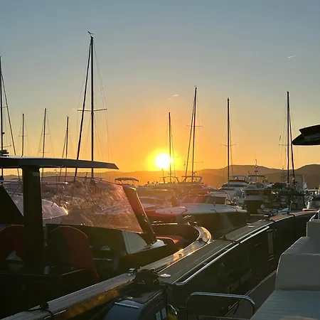 Alfaline Vila Port Grimaud