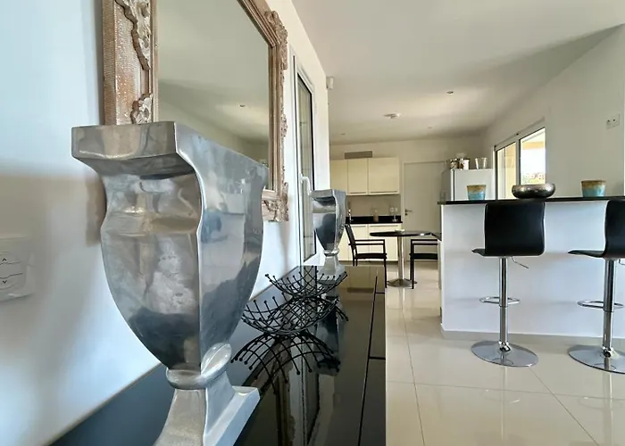 Alfaline فيلة ميناء غيرمود