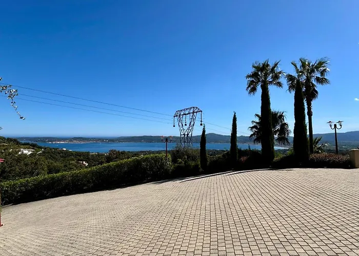 Alfaline فيلة ميناء غيرمود